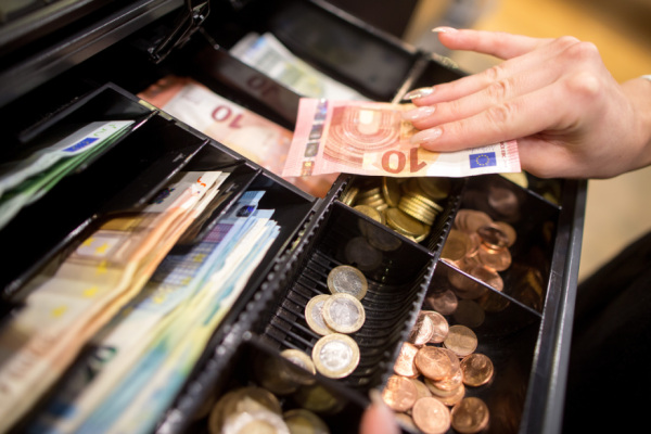 Bild: Rom will Milliarden von Banken und Versicherern einheben