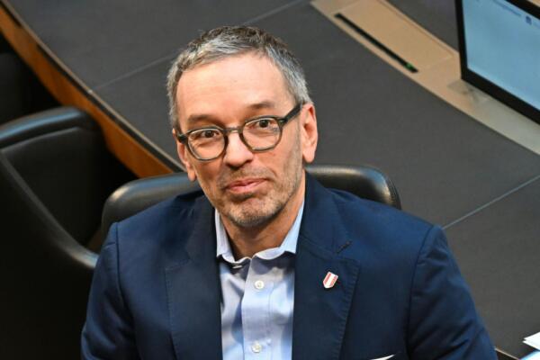 Bild: Kickl will vom Handel freiwilligen 