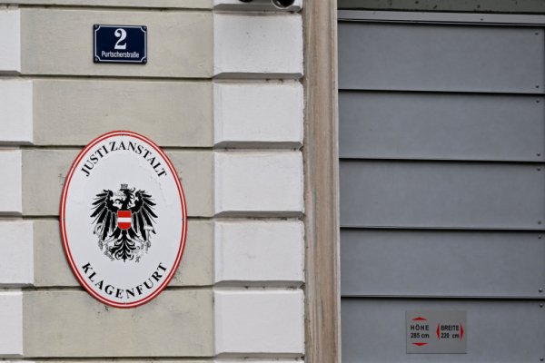 Bild: EXW-Hauptangeklagter kam nicht von Haftausgang zurück