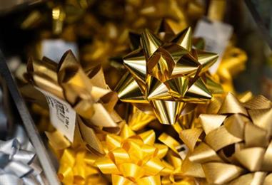 Bild: Konjunktur auf mäßigem Niveau leicht aufgehellt