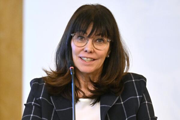 Bild: Schultz folgt Mahrer interimistisch in WKÖ und ÖVP-Bund