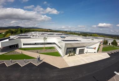 Bild: Modernste Ampelfabrik der Welt