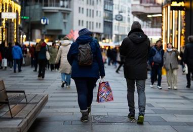 Bild: Wiener kaufen zu Weihnachten um 460 Mio. Euro ein