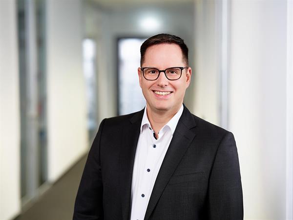 Bild: Wechsel in der Führung von Greiner Bio-One: Sebastian Heiner folgt auf Ilke Panzer als CEO