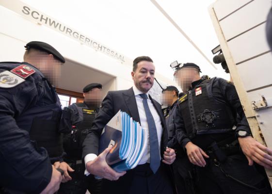 Bild: Benko erneut wegen betrügerischer Krida vor Gericht