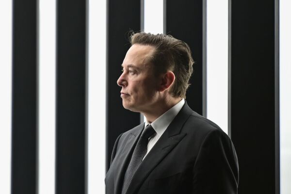Bild: Musk nach Millionenstrafe gegen X: 