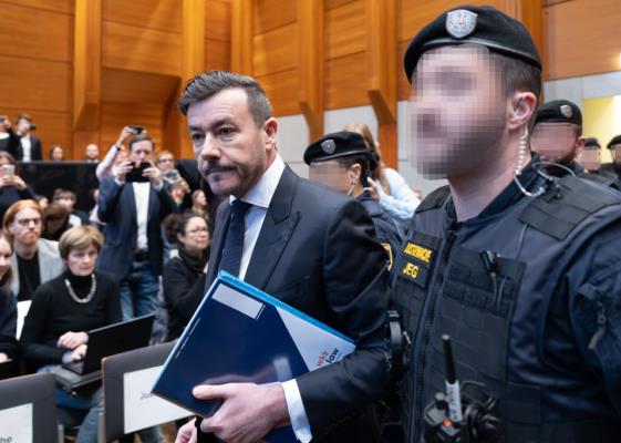 Bild: Benko und Ehefrau verzichten im Prozess auf Aussagen