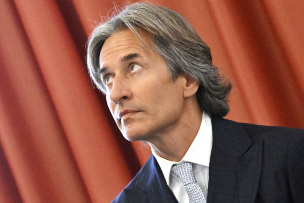 Bild: Grasser bekommt Anfang Jänner Fußfessel