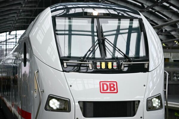 Bild: Deutsche Bahn will mehr als 3.000 Busse kaufen