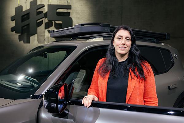 Bild: Wandel als Chance begreifen: Sarah Lamboj, CEO von smart Austria, ist immer auf Draht in einem Umfeld, das von Komplexität und Dynamik geprägt ist.