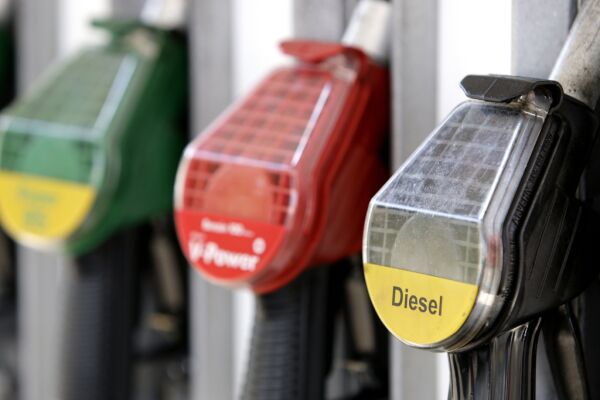 Bild: Tanken war heuer etwas günstiger als im Vorjahr