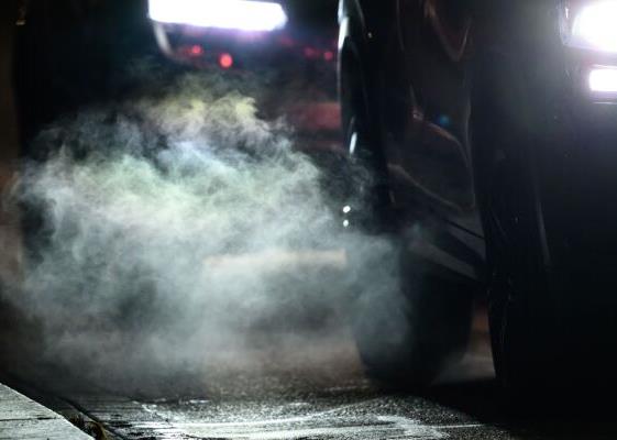 Bild: EU-Kommission nimmt Verbrenner-Aus zurück