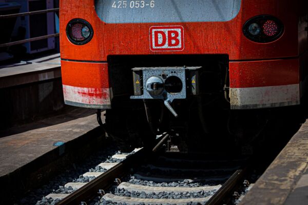Bild: Deutsche Bahn war 2025 noch weniger pünktlich