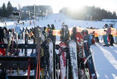 Bild: Regierung will bis Sommer neue Tourismusstrategie erarbeiten