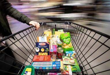 Bild: Rabatte - Gericht verhandelt VKI-Klagen gegen Supermärkte