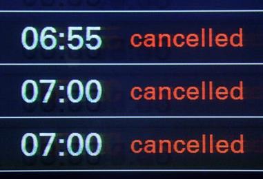 Bild: Flugannullierung: Vermittlungsgebühr muss erstattet werden