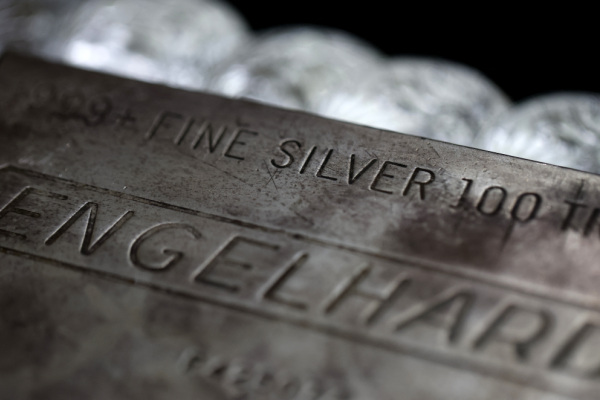 Bild: Silberpreis steigt erstmals über 100 Dollar