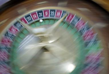 Bild: Studie: Glücksspiel-Monopol fördert Schwarzmarkt