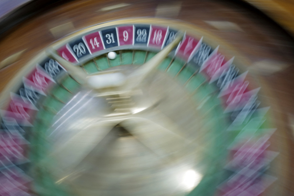 Bild: Studie: Glücksspiel-Monopol fördert Schwarzmarkt