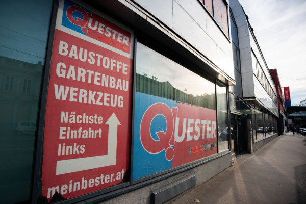 Bild: Nach Pleite: Quester-Waren kommen unter den Hammer