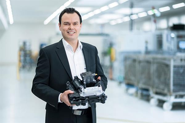 Bild: Ab 2029 wird im Mahle-Werk St. Michael ein Luftbefeuchter für Brennstoffzellenfahrzeuge produziert. Neue Anlagen, moderne Technik und Qualifizierungen sollen den Standort stärken.