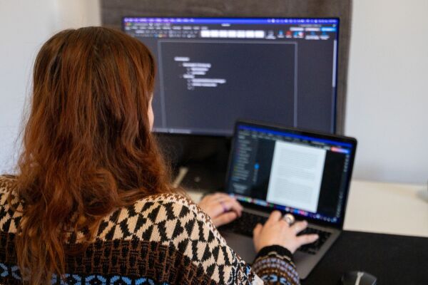 Bild: Experte: Kein merkbarer Trend zu Homeoffice-Abschaffung