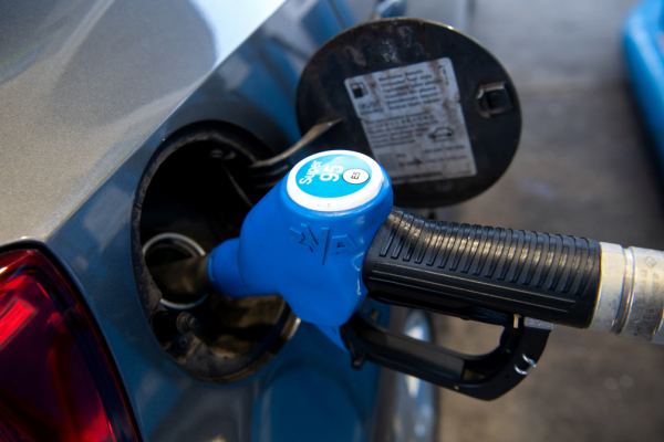 Bild: Spritpreise entwickelten sich am Dienstag stabil