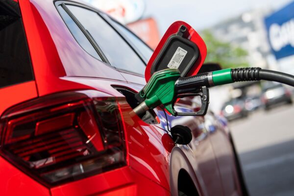 Bild: Spritpreise am Mittwoch leicht gesunken