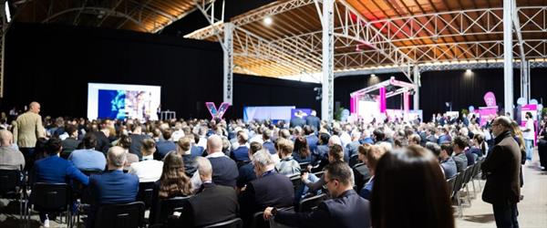 Bild: Das digitale Herz schlug in Wien