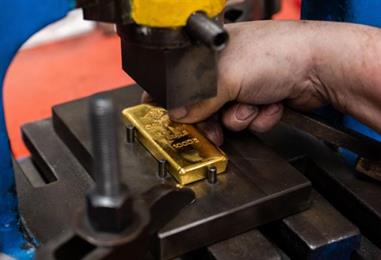 Bild: Gold- und Silberpreise fallen erneut deutlich