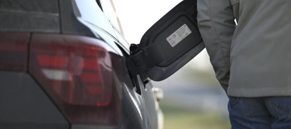 Bild: Diesel in Österreich am Mittwoch teurer, Benzin billiger