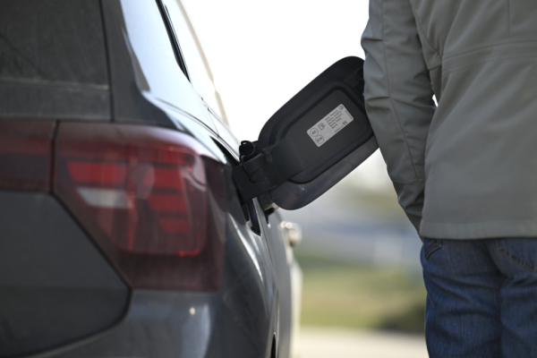 Bild: Diesel in Österreich am Mittwoch teurer, Benzin billiger