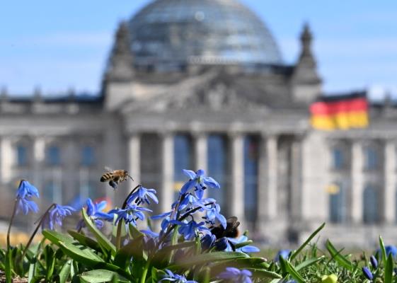 Bild: Institute halbieren deutsche Wachstumsprognose für 2026