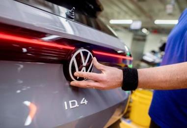 Bild: VW stellt Produktion von Elektro-SUV ID.4 in den USA ein