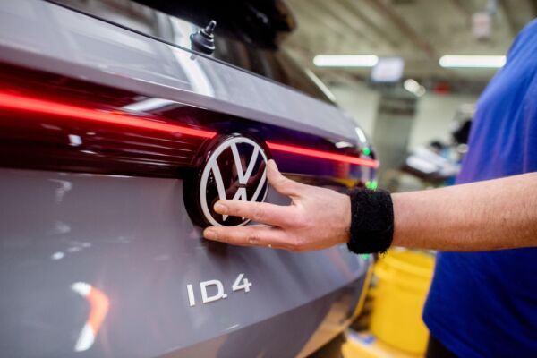 Bild: VW stellt Produktion von Elektro-SUV ID.4 in den USA ein