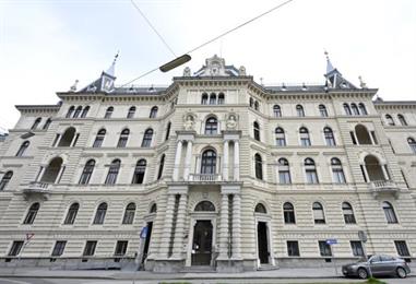 Bild: OLG Graz erhöht Haftstrafen aus EXW-Prozess teils deutlich