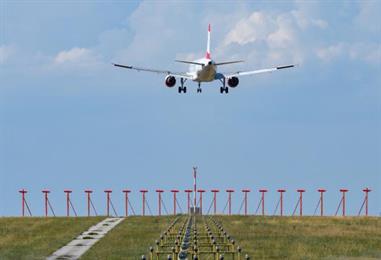 Bild: Flughafen Wien: Passagierrückgang von 90 Prozent aus Nahost
