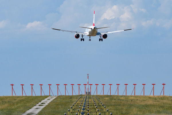 Bild: Flughafen Wien: Passagierrückgang von 90 Prozent aus Nahost