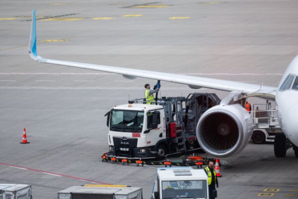 Bild: Durst nach Kerosin verschärft Importabhängigkeit in der EU