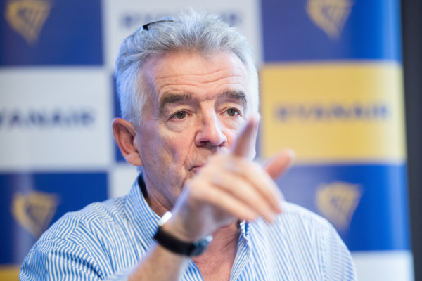 Bild: Billig-Airline Ryanair setzt Regierung Ultimatum