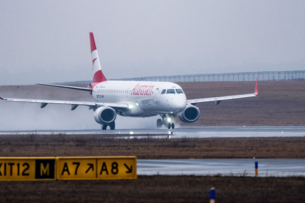 Bild: AUA stockt nach Lufthansa-Streichungen Flüge auf