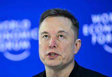 Bild: Tesla greift für Musks Robotaxi tief in die Tasche