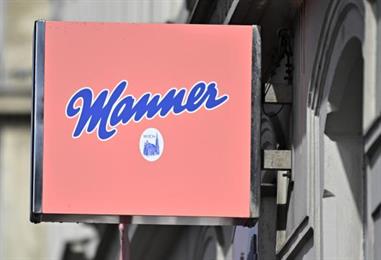 Bild: Manner-Gewinn halbierte sich