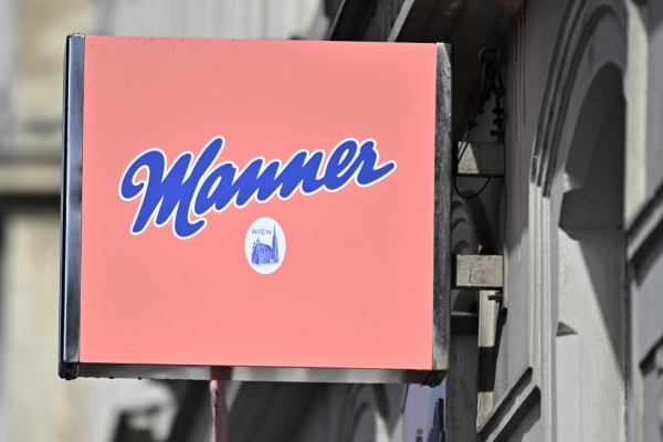 Bild: Manner-Gewinn halbierte sich