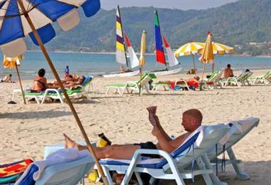 Bild: Bereits gebuchte Reisen können sich noch verteuern