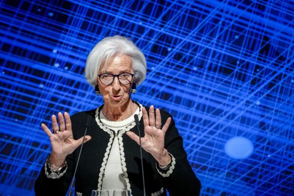 Bild: EZB rührt Leitzins trotz Inflationsschub nicht an