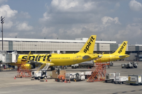 Bild: US-Billigflieger Spirit stellt Betrieb ein