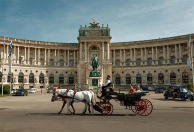 Bild: Starkes Kongressgeschäft stützt Tourismus
