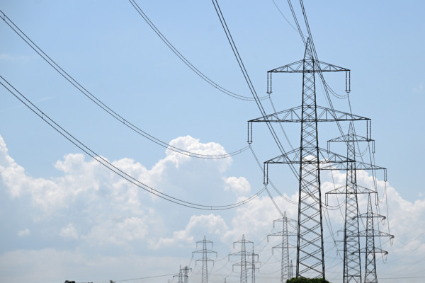 Bild: Haushaltsenergie im April insgesamt teurer, Strom günstiger