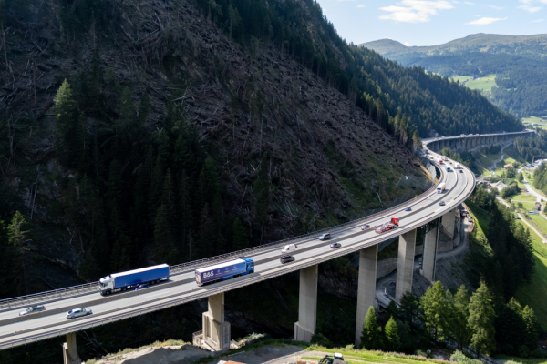 Bild: Brenner erneut stärker Transit-belastet als gesamte Schweiz